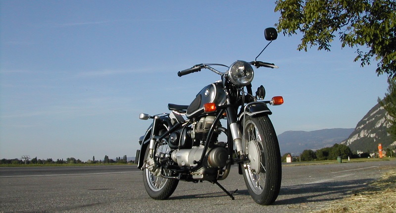 Photo de face de ma BMW R26, 250 cm3, de 1956